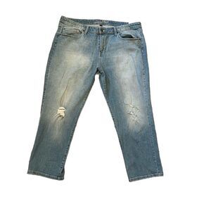 Universal Thread Target Size 18 Boyfriend Crop Distressed Jeans NWT